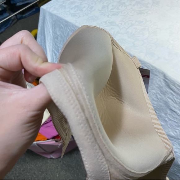 Playtex Secrets Perfectly Smooth Wireless Full Coverage Bra Pinstripe Shiny 38DD - Picture 5 of 12